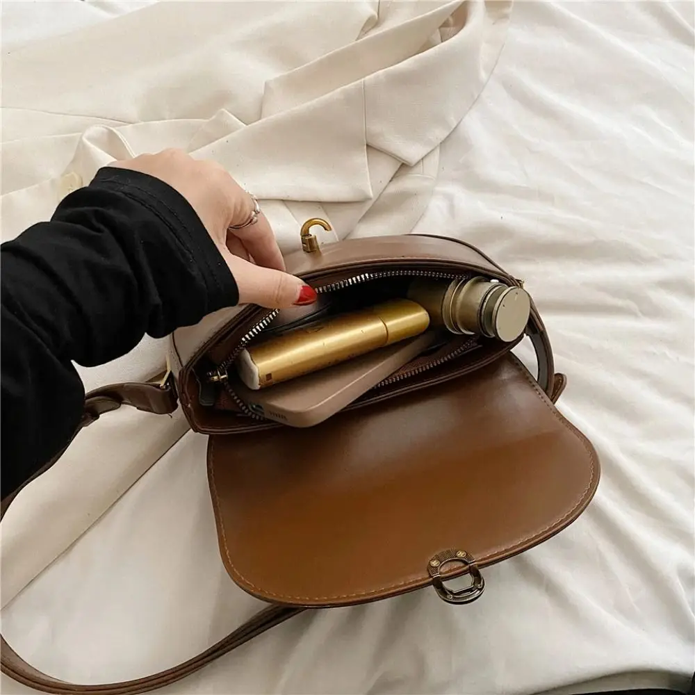 Elegante bolsa de couro PU, bolsa tiracolo estilo coreano, bolsa monocromática das axilas, bolsa de ombro para viagem, design de moda