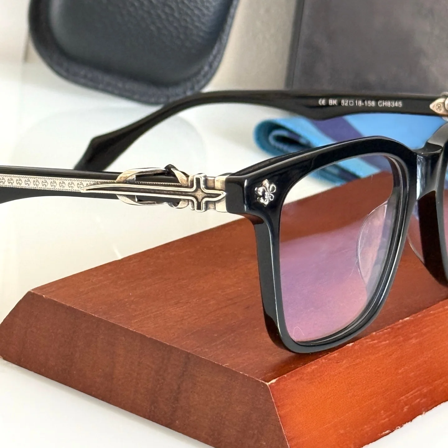nouvelle-collection-2026-–-monture-de-lunettes-de-luxe-en-acetate-pour-homme-et-femme-style-designer-tendance-decoration-gravee-retro-classique