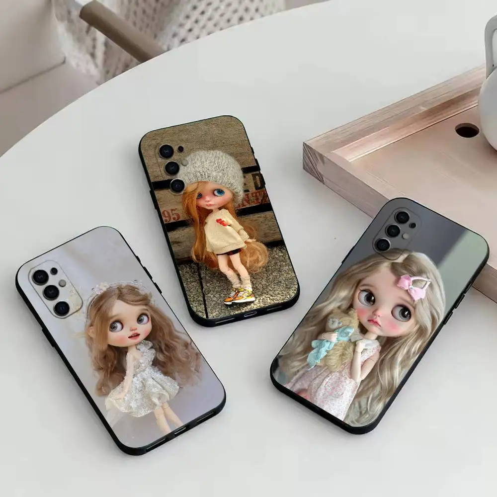 

Cute Blythe Doll-D Phone Case Black Silicone Soft For Samsung S25,S24,S21,S22,S23,S30,Ultra,S20,Plus,Fe,Lite