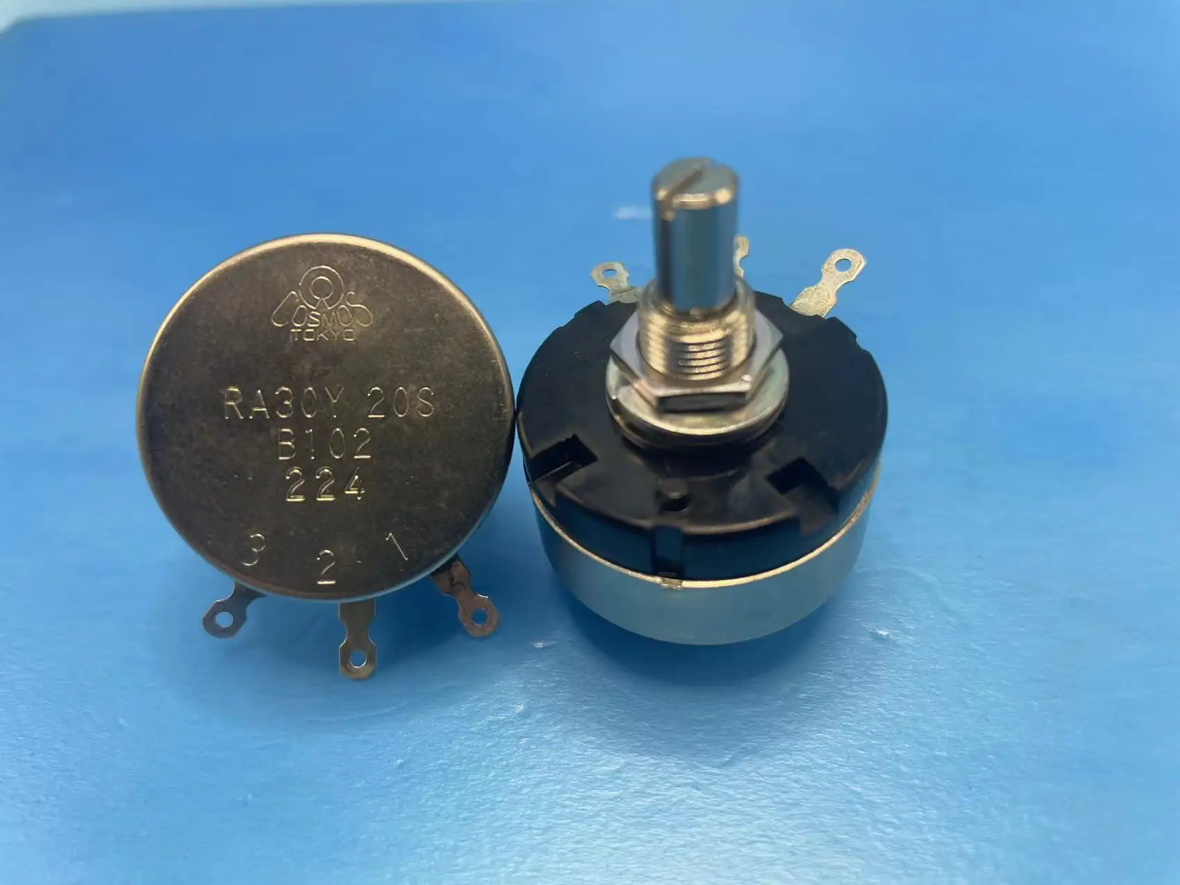 

RA30Y20S B103 10K TOCOS TOKYO single-turn wire-wound potentiometer imported from Japan