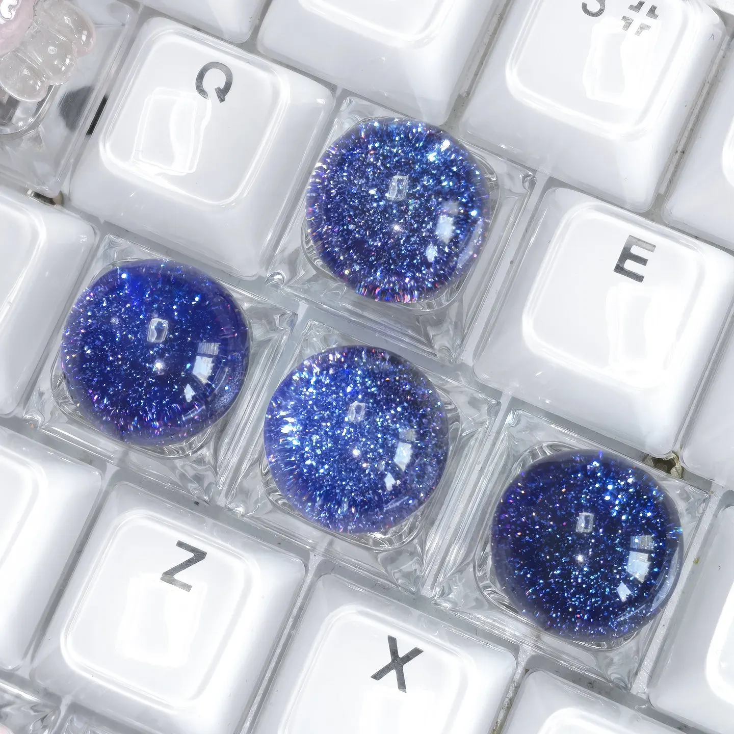 4 mechanical keyboard directional keycaps, cute cross axis, personalized customization, replacement and addition of keys