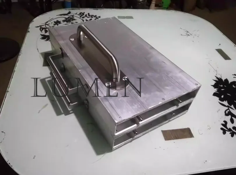 Hand Press Nest Base Machine Water-Cooling Beeswax Mold Beeswax Foundation Machine Beekeeping Honeycomb Foundation Machine