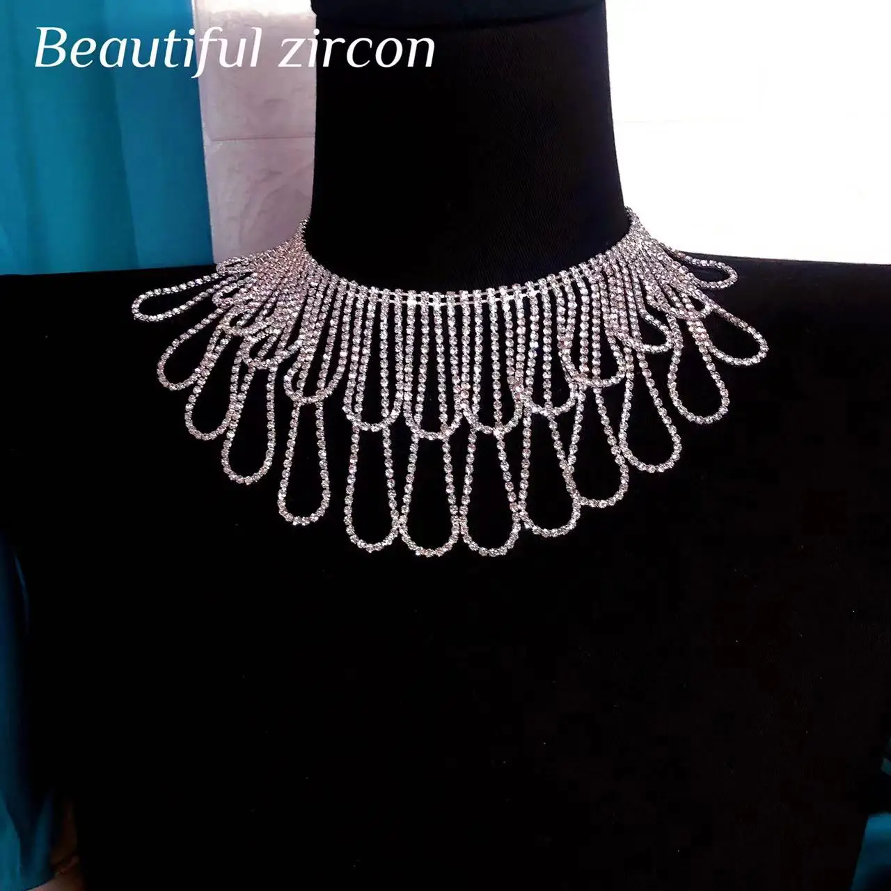 

Fashion women luxury Rhinestone long tassel geometric irregular Crystal Necklace women's Collar Necklace statement Jewelry Neckl