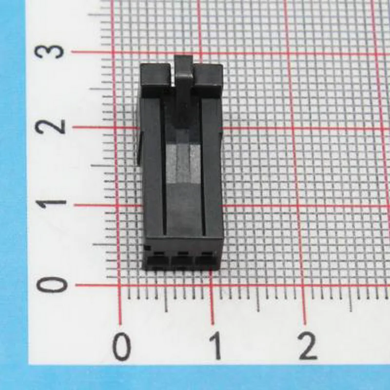 50PCS Genuine Connector 1-1318120-3 3P black Female rubber shell