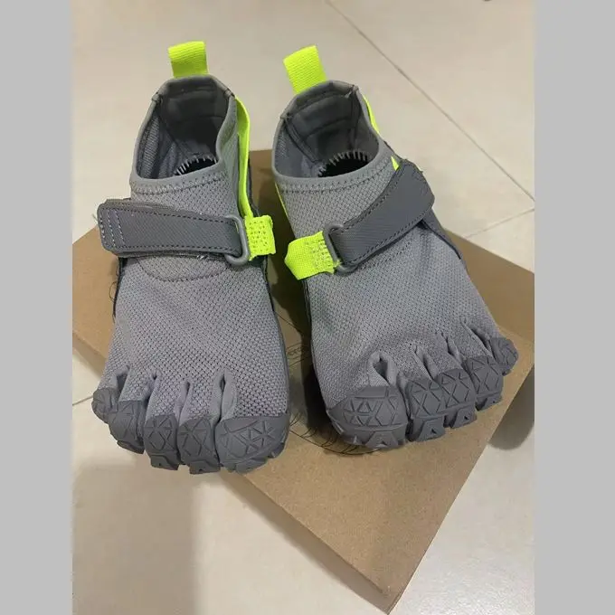 New 2025 hot sale gym essential lightweight breathable weightlifting squat training shoes weightlifting shoes very good