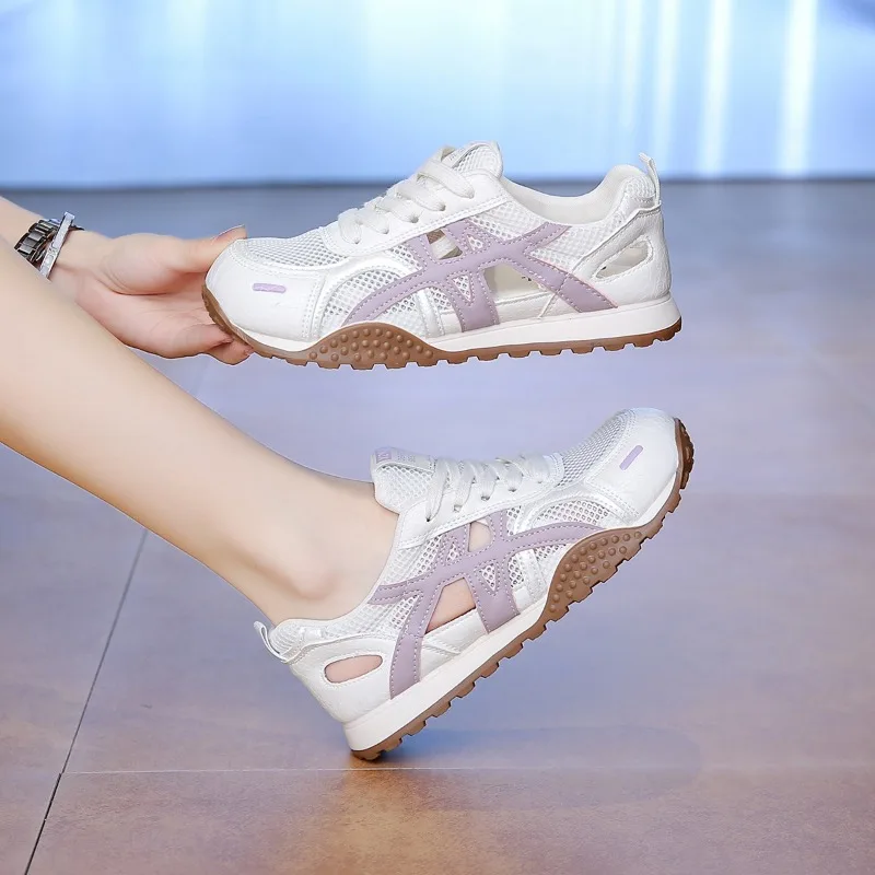 

Thick Soled Color Blocked Hollow Out Training Shoes for Women 2025 New Fashionable and Versatile Casual Forrest Gump Shoes