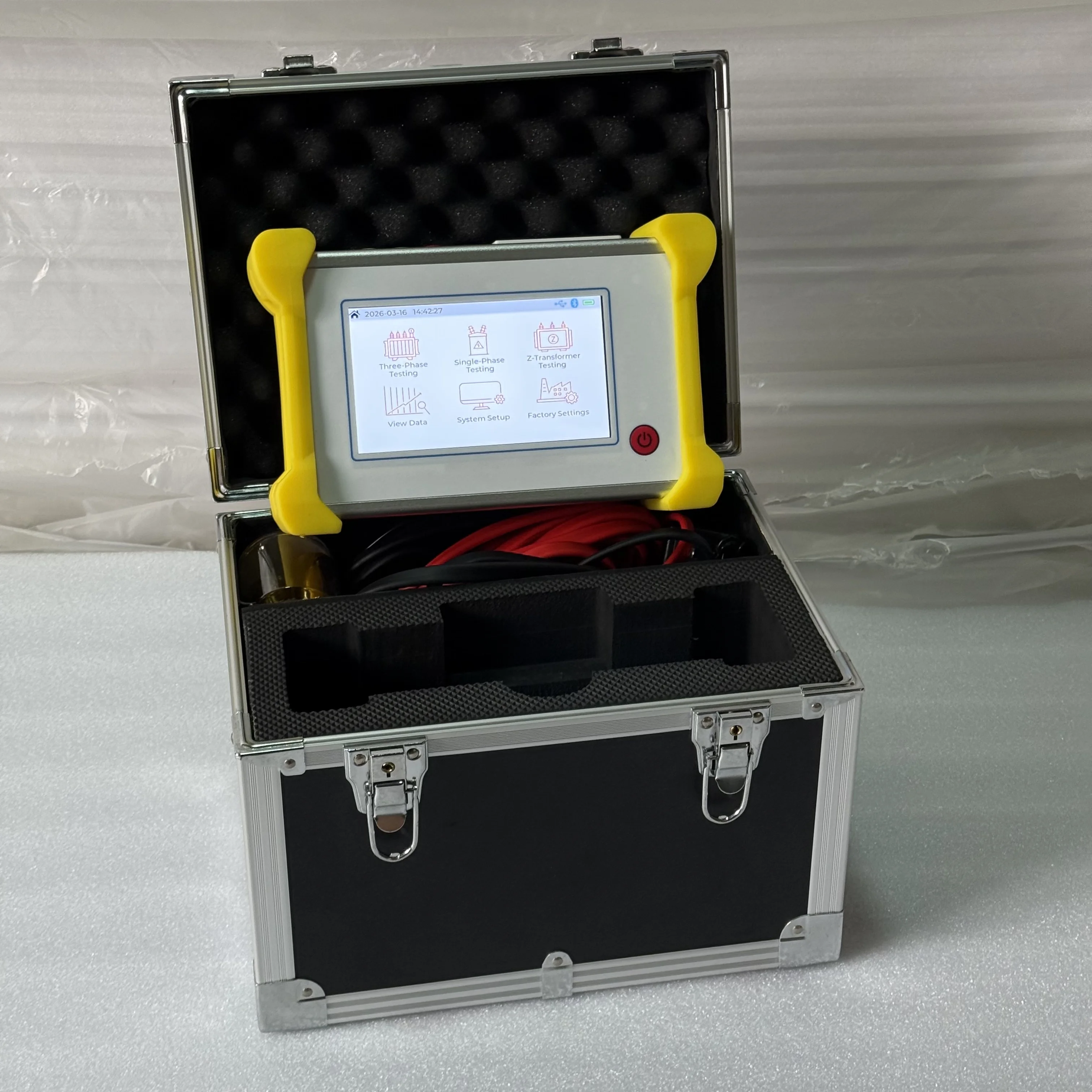 Easy to Carry Handheld Transformer Tester TTR with Neutral Point CT Ratio Polarity Test and Output Short Circuit Alert Function