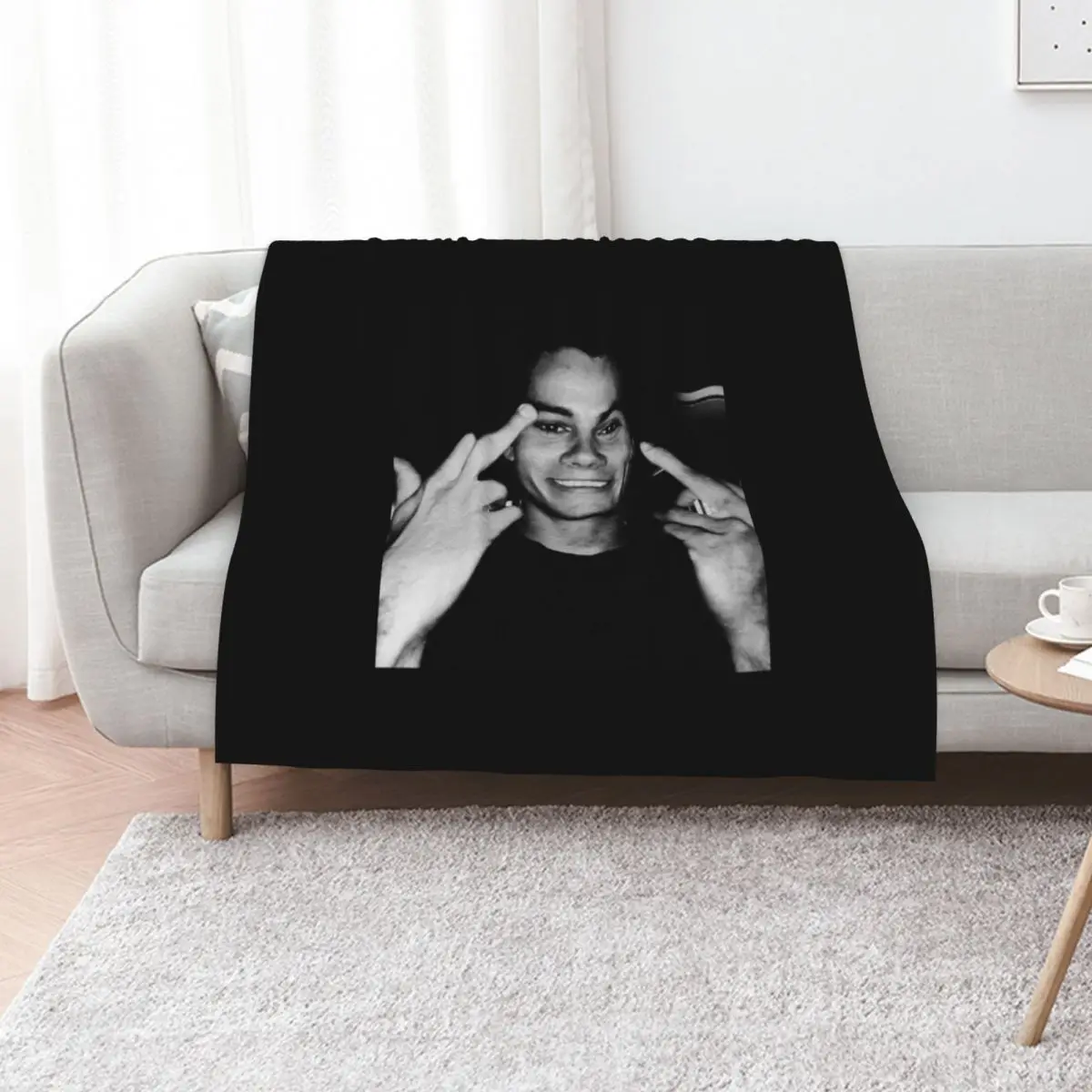 Dylan Obrien Throw Blanket Hairys Flannel Fabric Decorative Sofas anime Tourist Bed covers Blankets