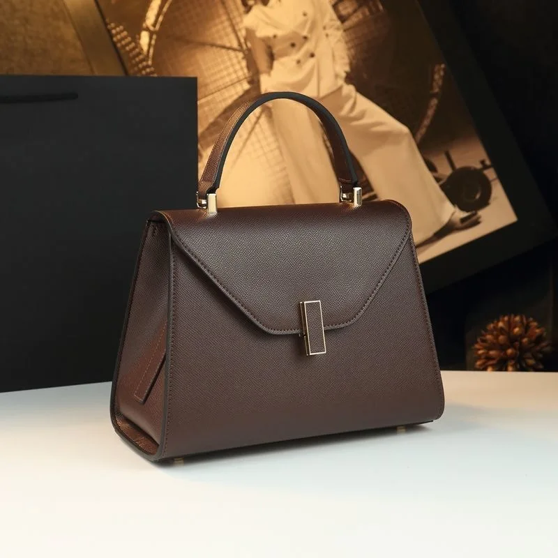 

Vintage Chic Leather Satchel For Women Luxury Designer Crossbody Large Capacity Diaper Bag Elegant Commuter Textured Simple