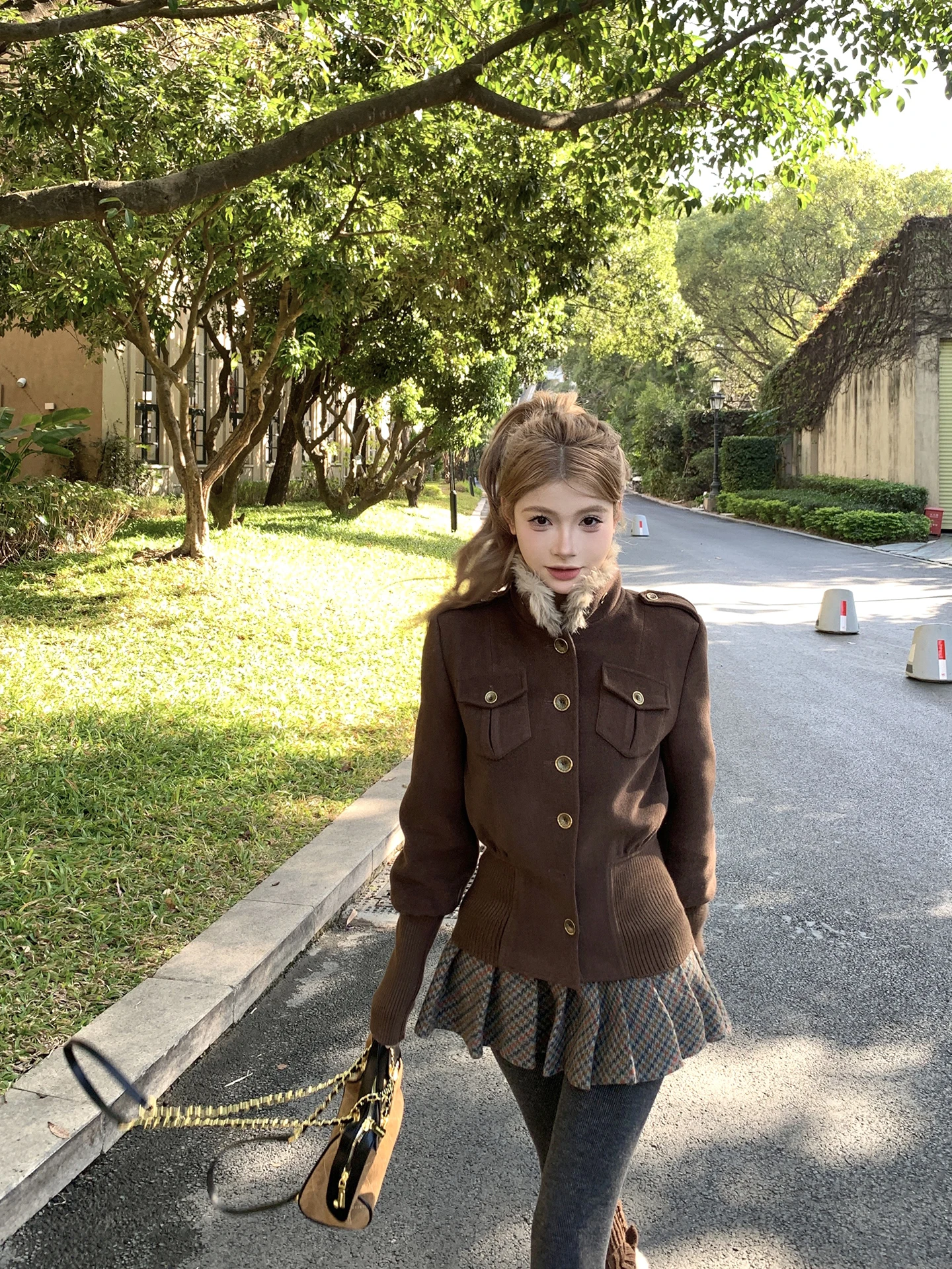 

Женское утепленное хлопковое пальто Browan с меховым воротником, укороченное, для повседневной носки, зимнее, новинка Qie Xiaohua