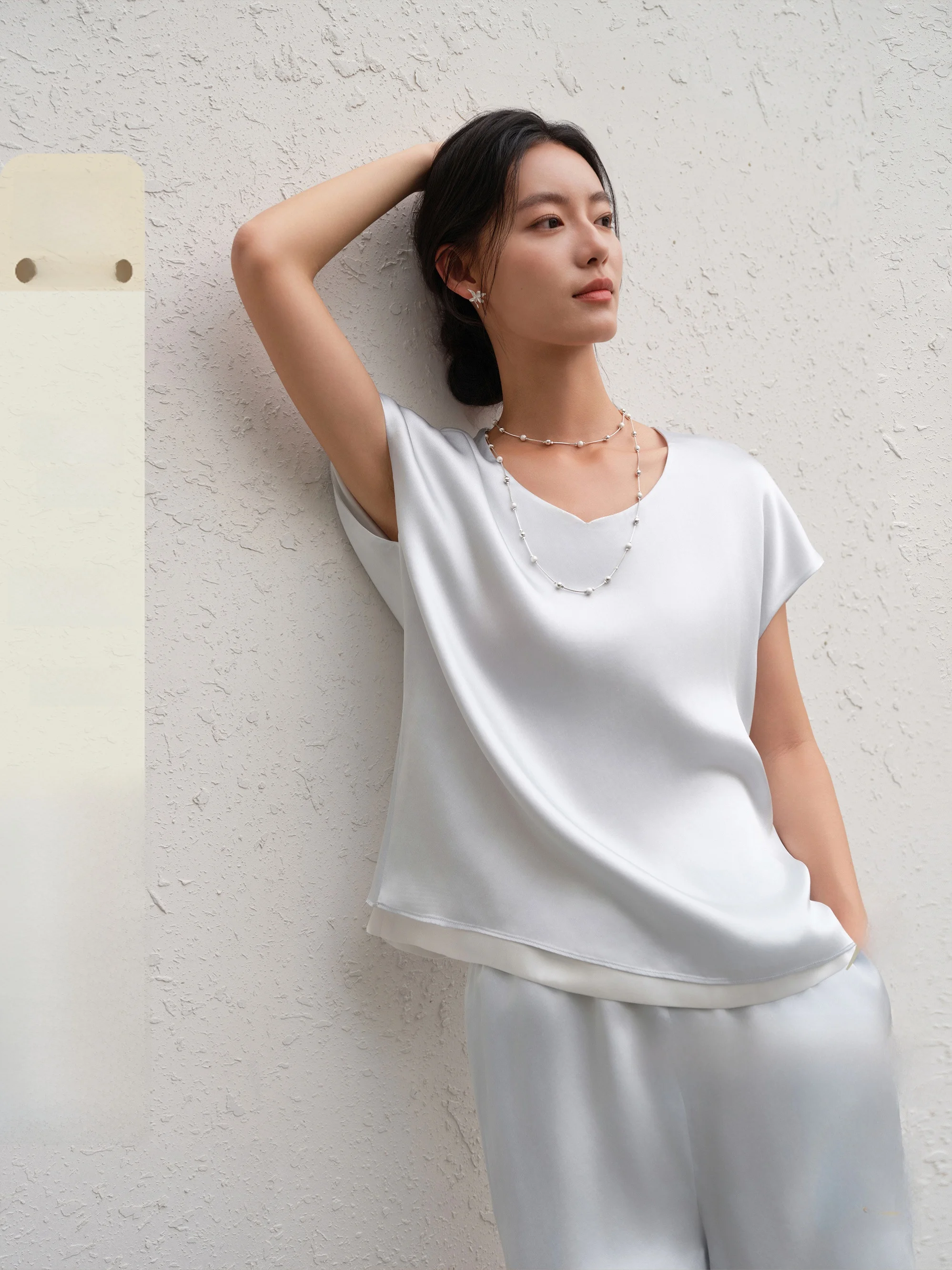 

6A ade Silk Pearl Luster orts Double-Sided Wear oulder-aring ort-Sve Top Pure Color Commute Sle Loose...
