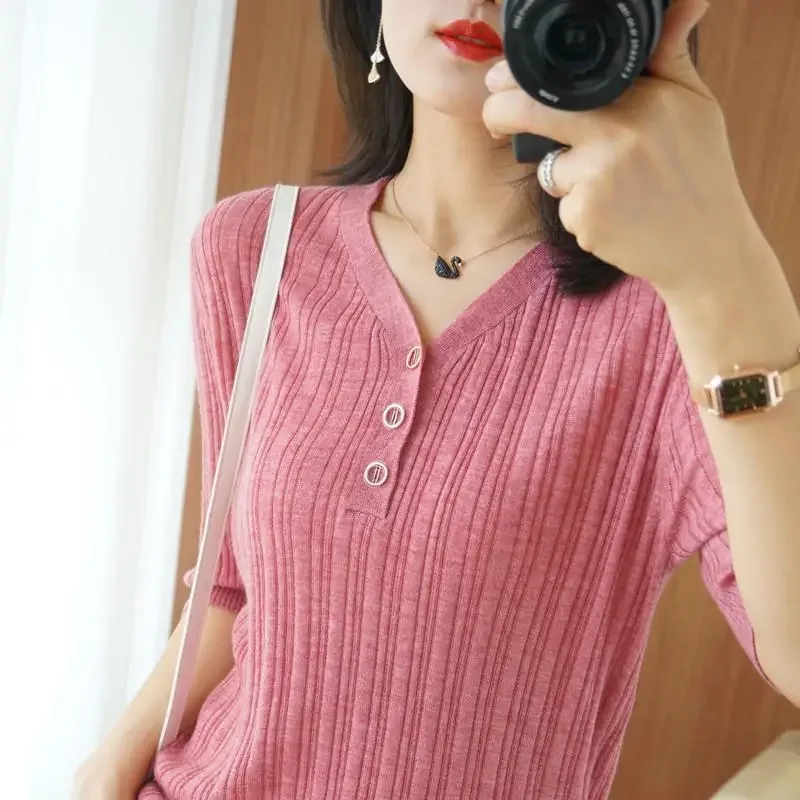 

New 2024 Plus Size T-Shirt Women's Short Sleeve V-Neck Loose Solid Color Knit Slim Top Summer Half Sleeve Women's Base Shirt