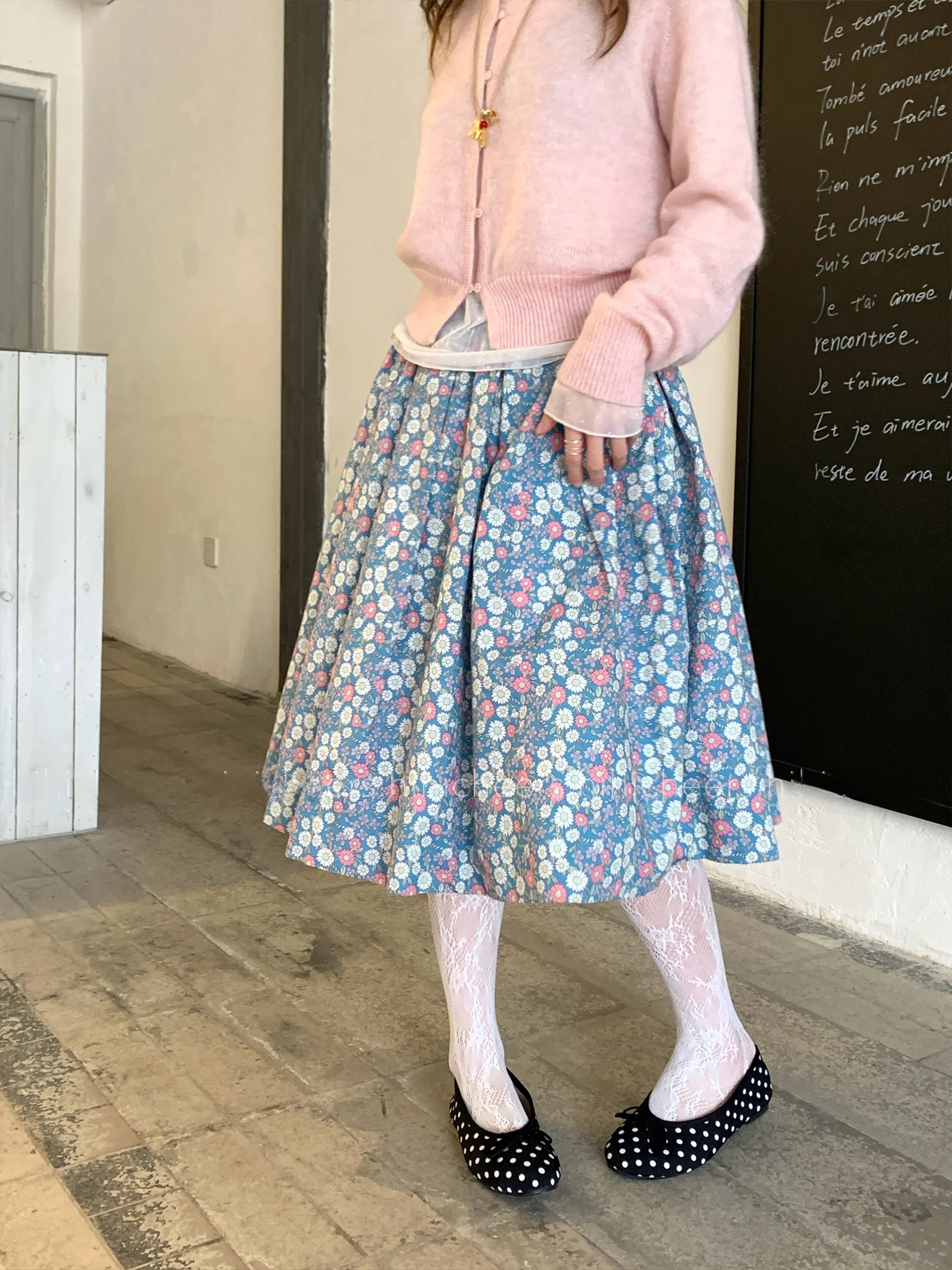 

Юбка А-силуэта с цветочным принтом, женская, утягивающая, весенне-летняя, средней длины, в корейском стиле, винтажная, струящаяся