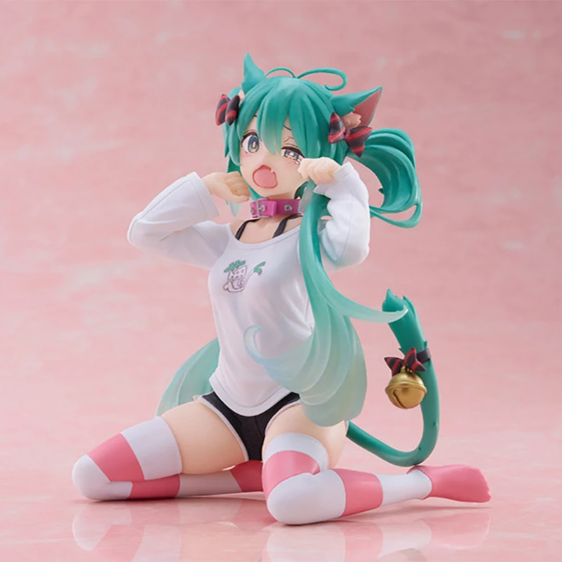 IN Stock Original TAITO Vocaloid Hatsune Miku Nekomimi T-Shirt ver. Desktop Cute Anime Figure Model toys Kawaii Doll 13Cm