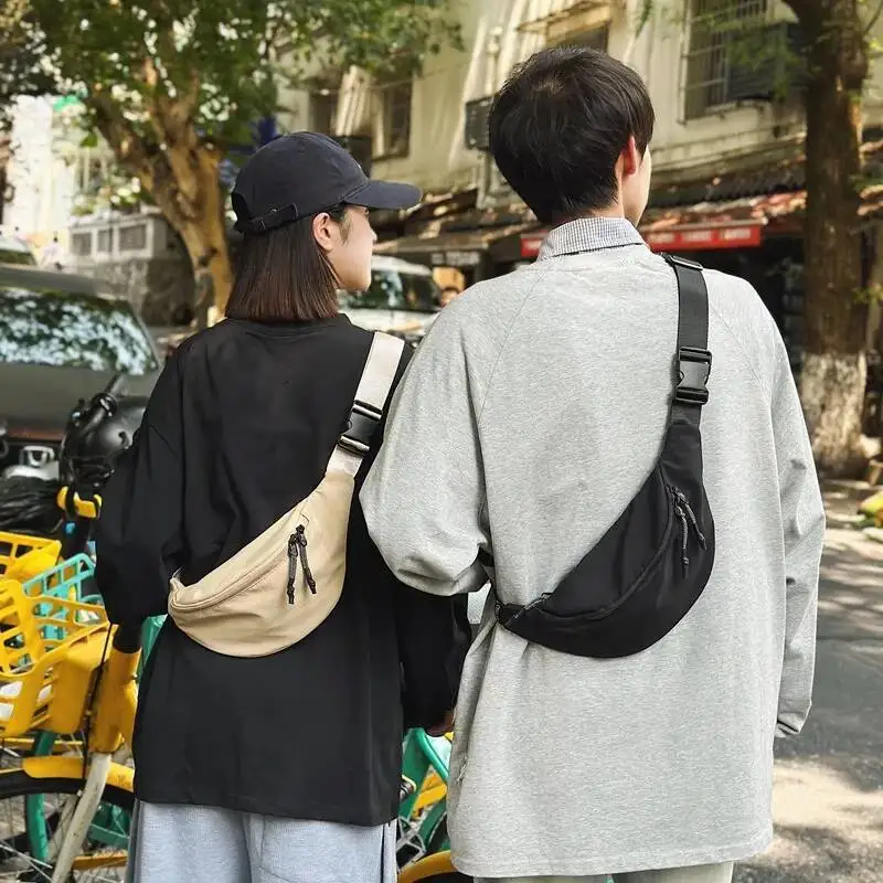 กระเป๋าสะพายข้างสไตล์วินเทจ Y2K เสื้อผ้าแนวสตรีทแฟชั่นลำลอง แมทช์ได้กับทุกชุด กระเป๋าสะพายไหล่ กระเป๋าถือผู้หญิง ดีไซน์เรียบง่าย สีพื้น