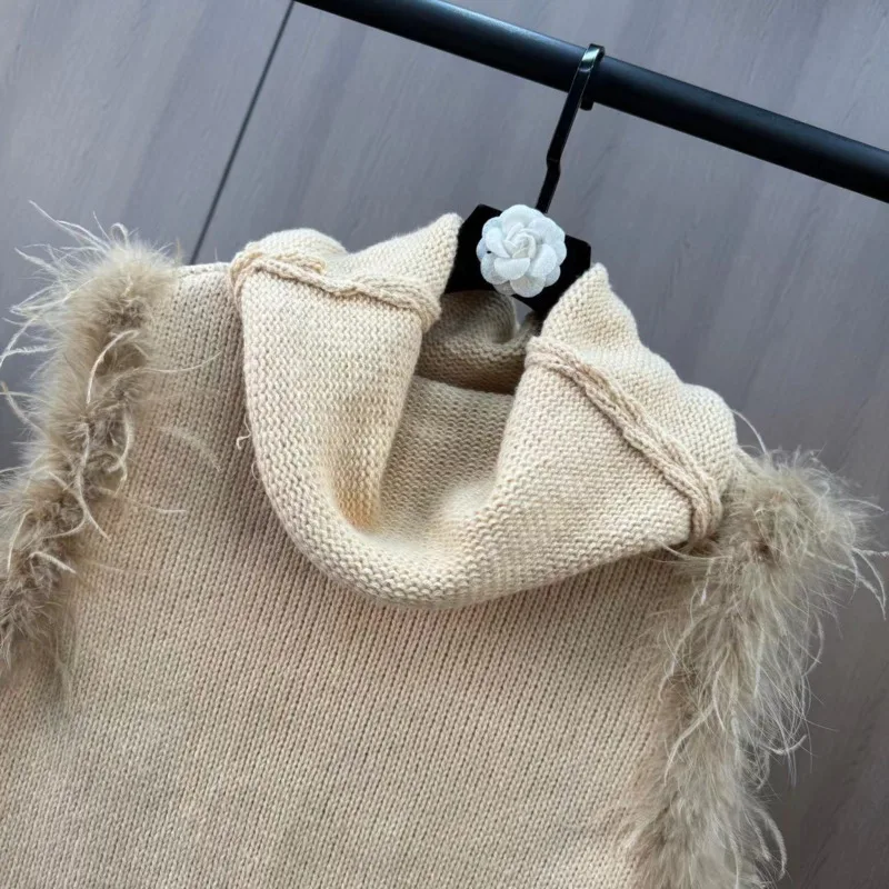 [ZOCI] 2024 High Collar Ostrich Fur Cuff Decoration Gold Wind Versatile Knitted Vest