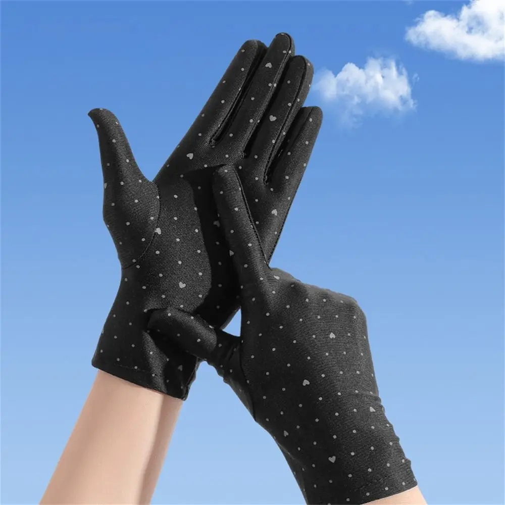 Thin Sunscreen Gloves Fashion Ice Silk Cool Feel Sun Protection Gloves Short Style Cycling Driving Gloves Female