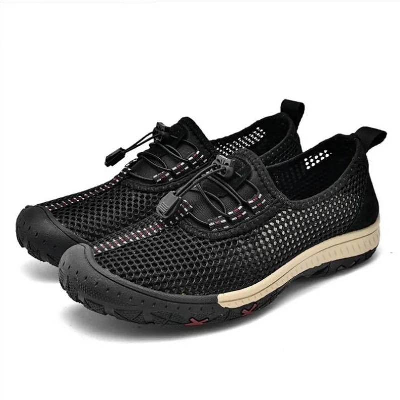 2024 estate Outdoor uomo Sneakers traspirante Slip On mocassini uomo scarpe Casual antiscivolo Mesh scarpe da uomo impermeabile Walking Zapatos