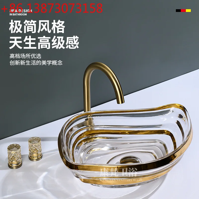 

Легкий роскошный стеклянный умывальник, минималистичные линии встречи золотых элементов, показывающий естественный смысл продвинутых.