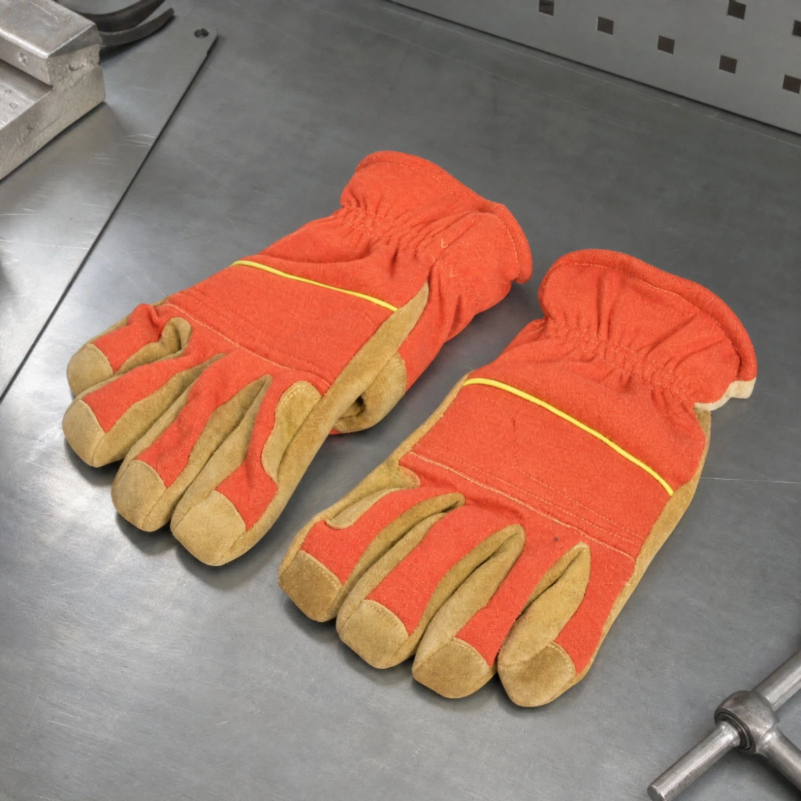 gants-de-travail-en-aramide-avec-paume-en-cuir-gants-de-travail-renforces-en-cuir-durables-pour-pompiers-forestiers-robustes-et-resistants