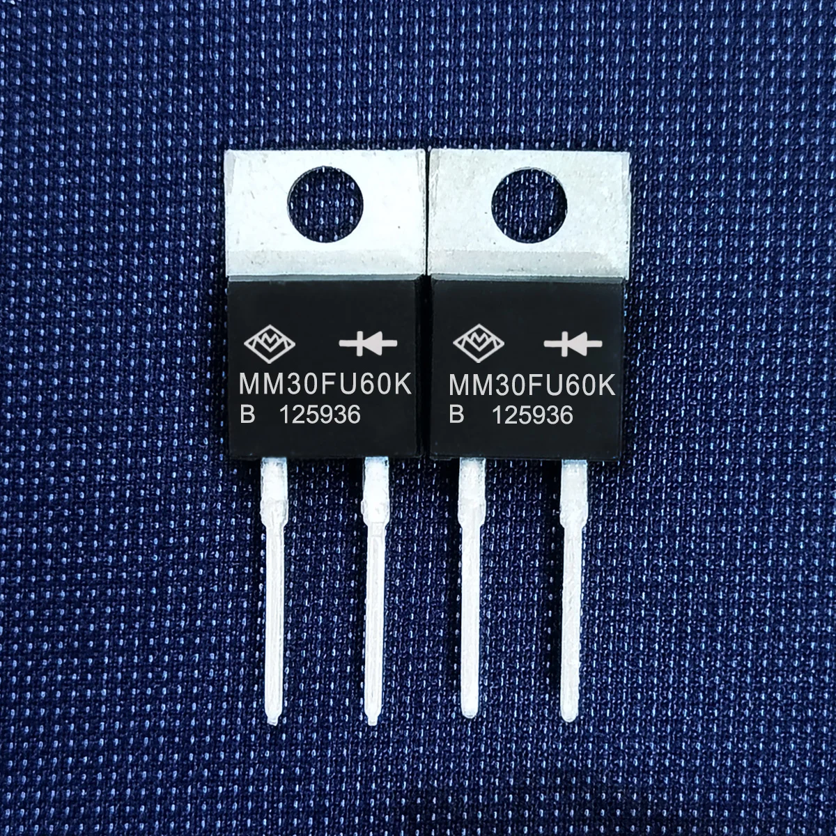 

10PCS MM30FU60K TO-220 600V 30A High Quality In Stock