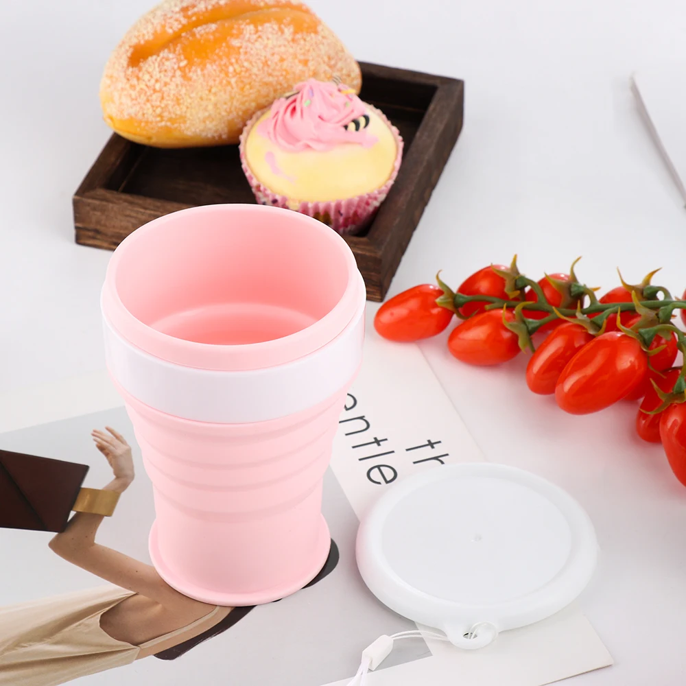 Portable Silicone Folding Water Cup Outdoor Heat Resistant Foldable Mug with Lid Collapsible Travel Drinking Cups for Camping