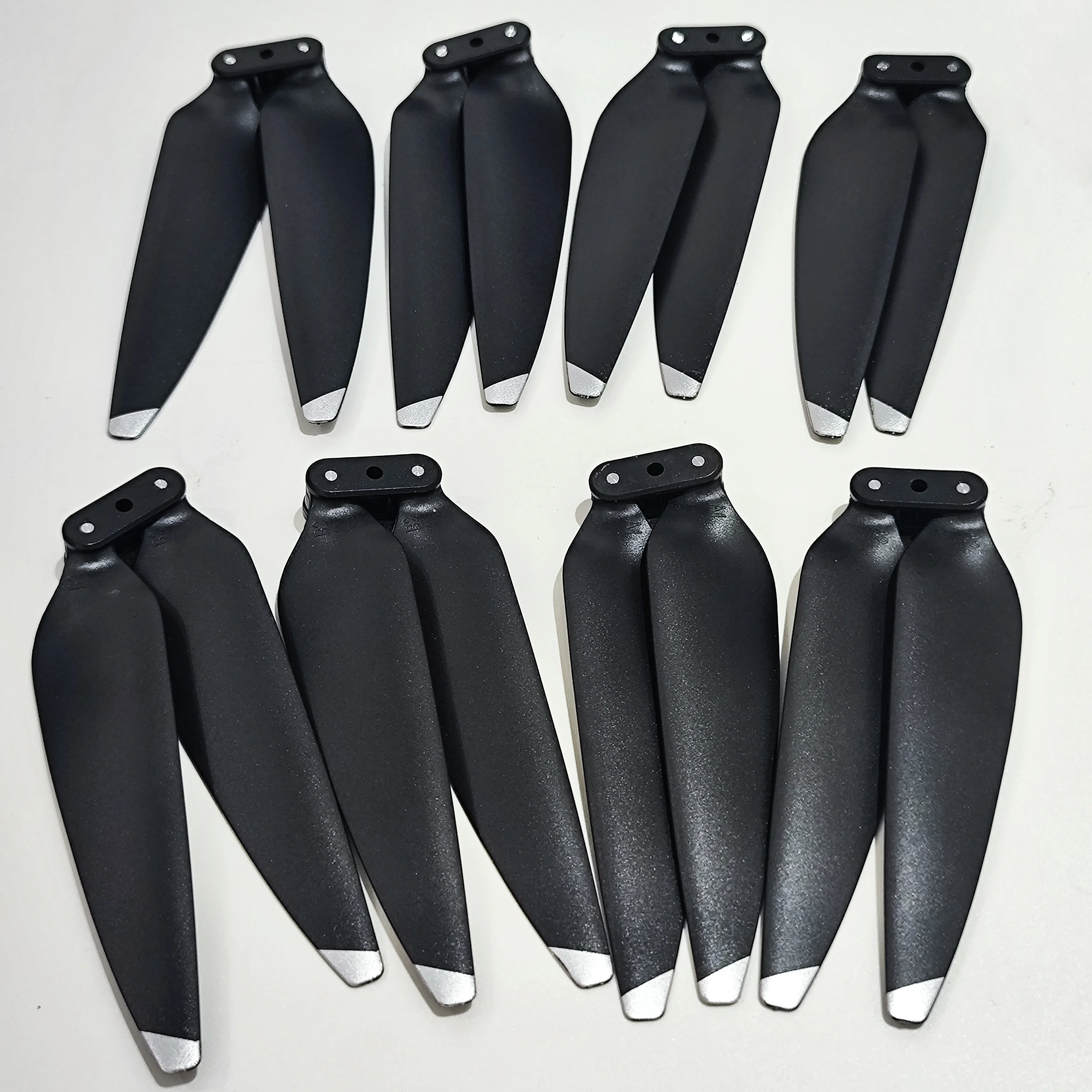 

Оригинальный бесщеточный складной дрон P7 MAX, радиоуправляемый квадрокоптер, запасные части, аксессуары для вентиляторов, крылья из кленового листа, лопасти, пропеллеры, 8 шт.