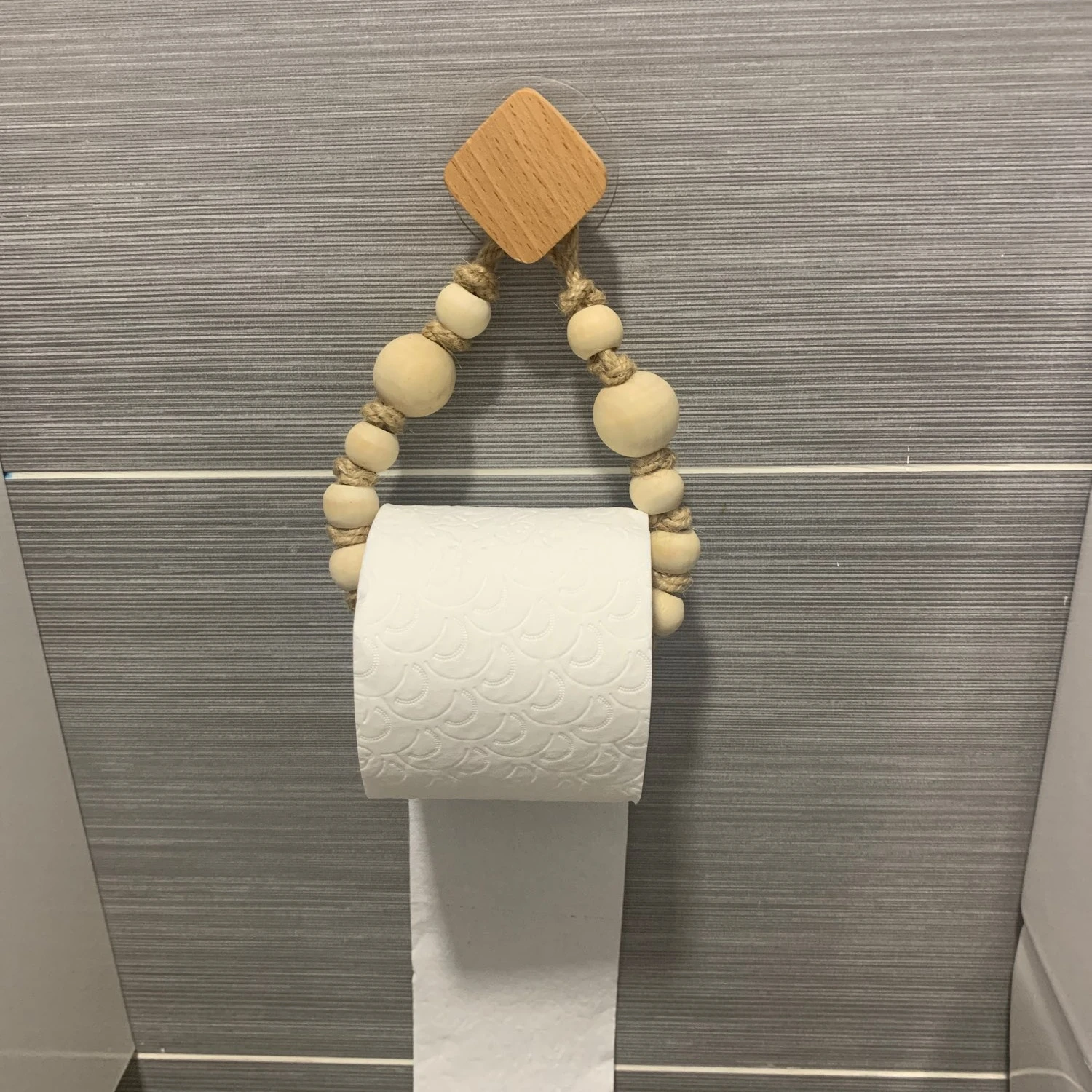 

Hand-woven wooden bead paper roll holder Toilet non-perforated toilet tissue box Toilet tissue holder paper holder Toilet tissue