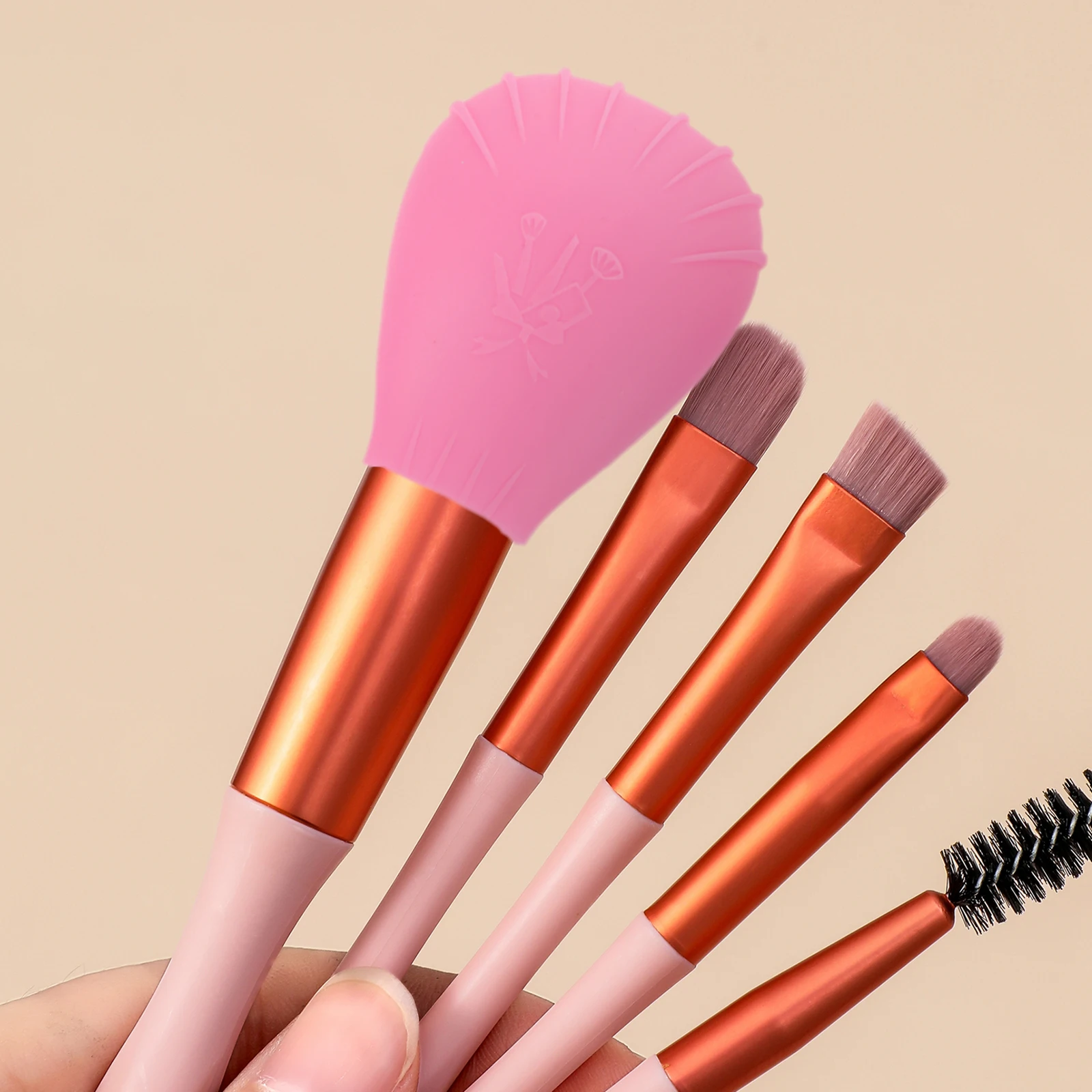 

8pcs Makeup Covers Dust Cover Silicone Protection Cap Foundation Storage Foundation Brush Storage Covers Travel Brush Sleeve