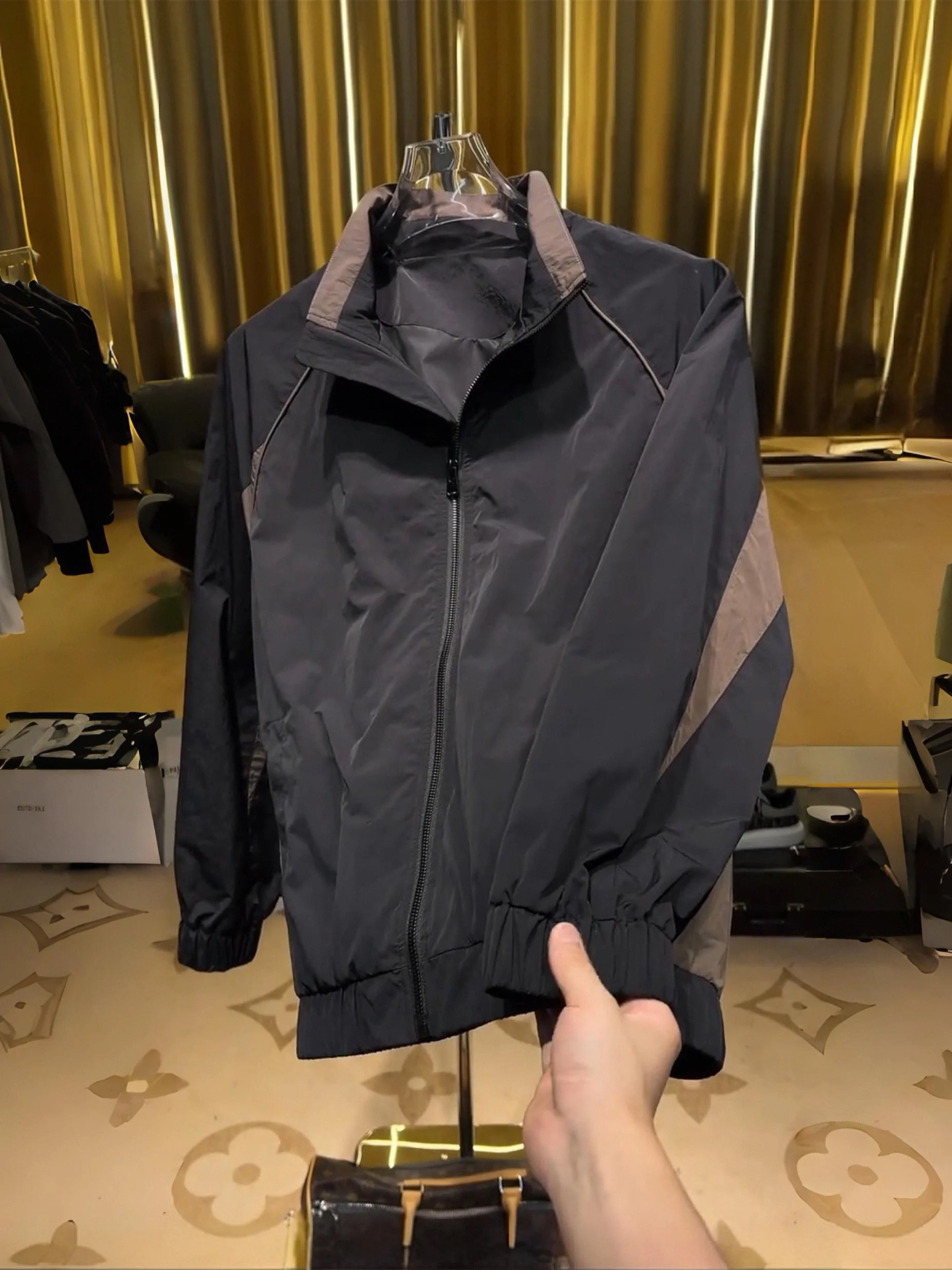 

High-End Color Blo Stand Collar Jaet Men's Trendy Brand Luxury Casual Busin Casual Top Polyester Nylon Cosite Fiber