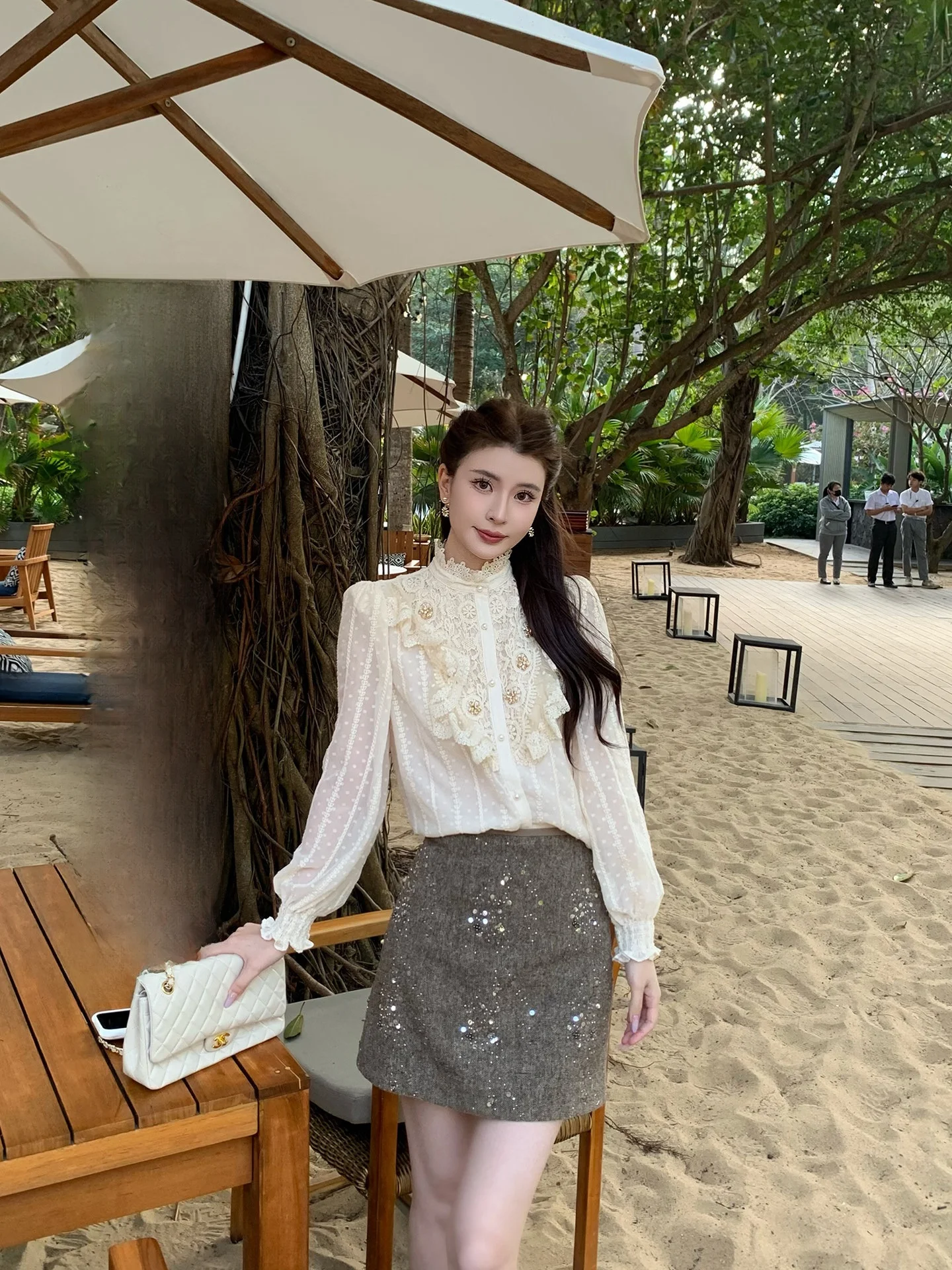 

Новая женская весенняя блузка Kun из шифона с тяжелой вышивкой, абрикосового цвета, приталенная, с длинным рукавом, воротником-стойкой, из полиэфирного волокна