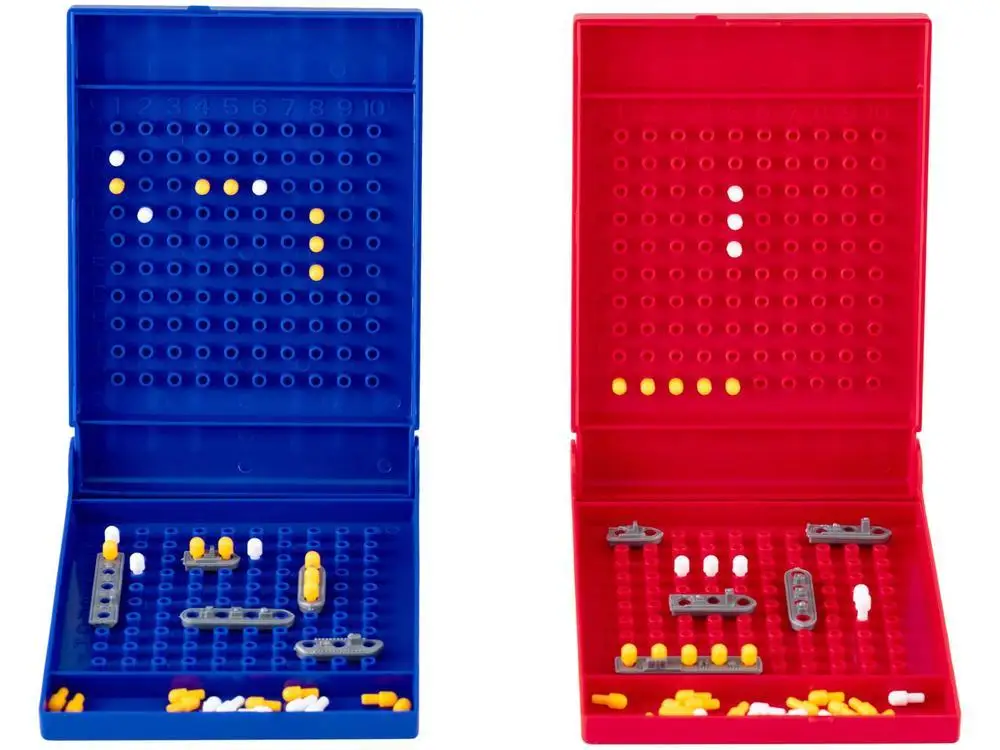 معركة لعبة صغيرة في ألعاب البحر