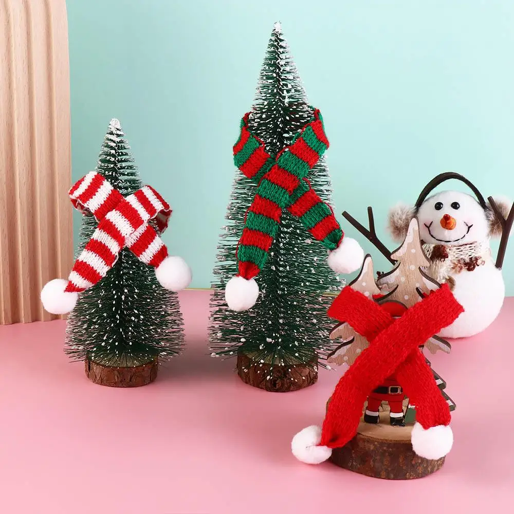 Akrylowe włókna Mini szalik ozdobny Paski Czerwono-biały szalik dziergany Dekoracja dla lalek Mini szalik dziergany