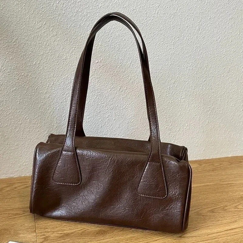 

2025 New Simple Retro Commuter Tote Bag Hand Pulling Stick Bag Single Shoulder Women's Bag