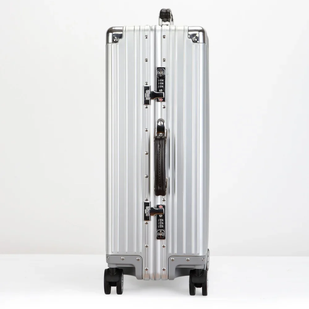 Thumbnail 4 - #16 Carry-On Rolling Suitcases Comparison Guide