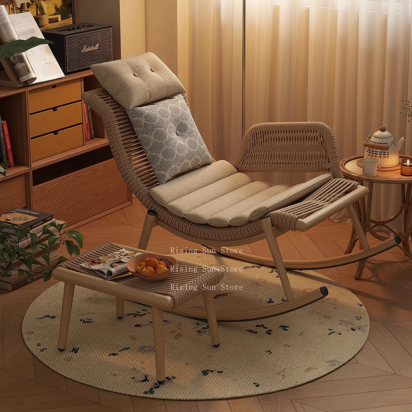 Modern single vintage rattan rocking chair, suitable for adult leisure balconies, courtyards, or living rooms