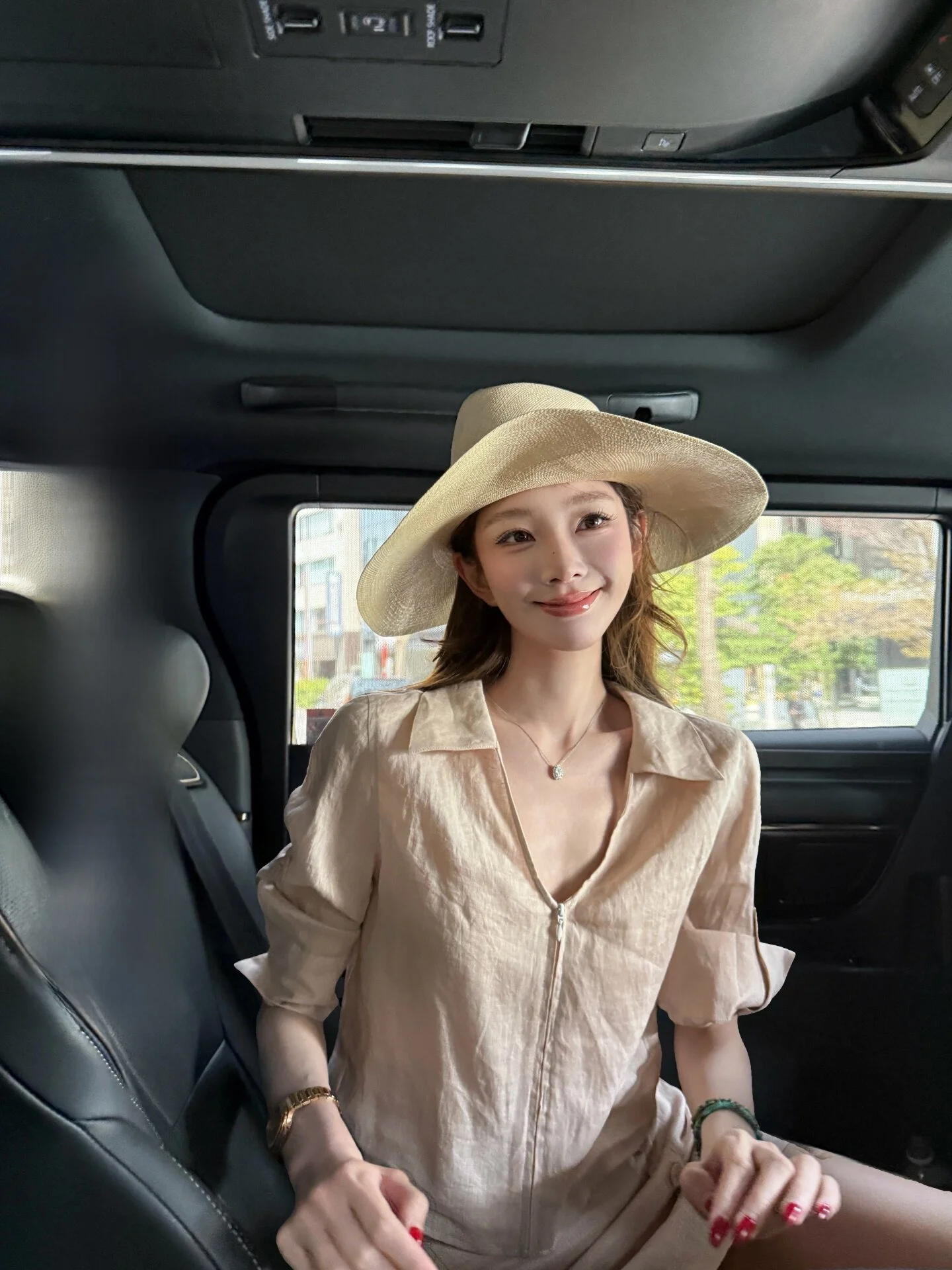 

Yangzifan Linen Shirt Half Skirt Casual Pants Women Summer Fashion Gentle Style Straight Cut Five Sleeve V-Neck Short Length