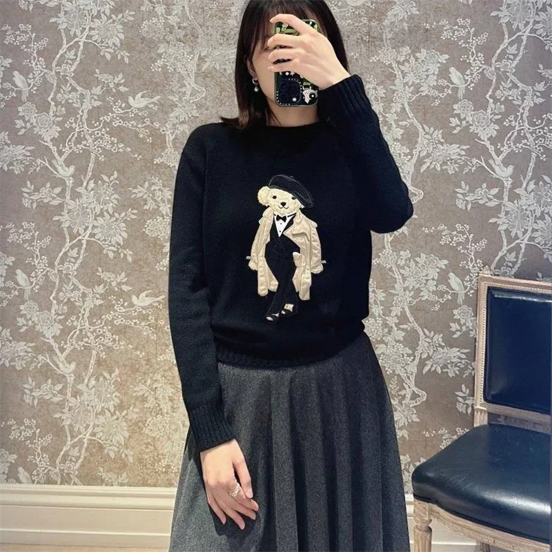 New Autumn Preppy Student Cashmere Sweater Women Cartoon Bear Embroidered O-neck Long Sleeve Pullover Top Casual Knitwear
