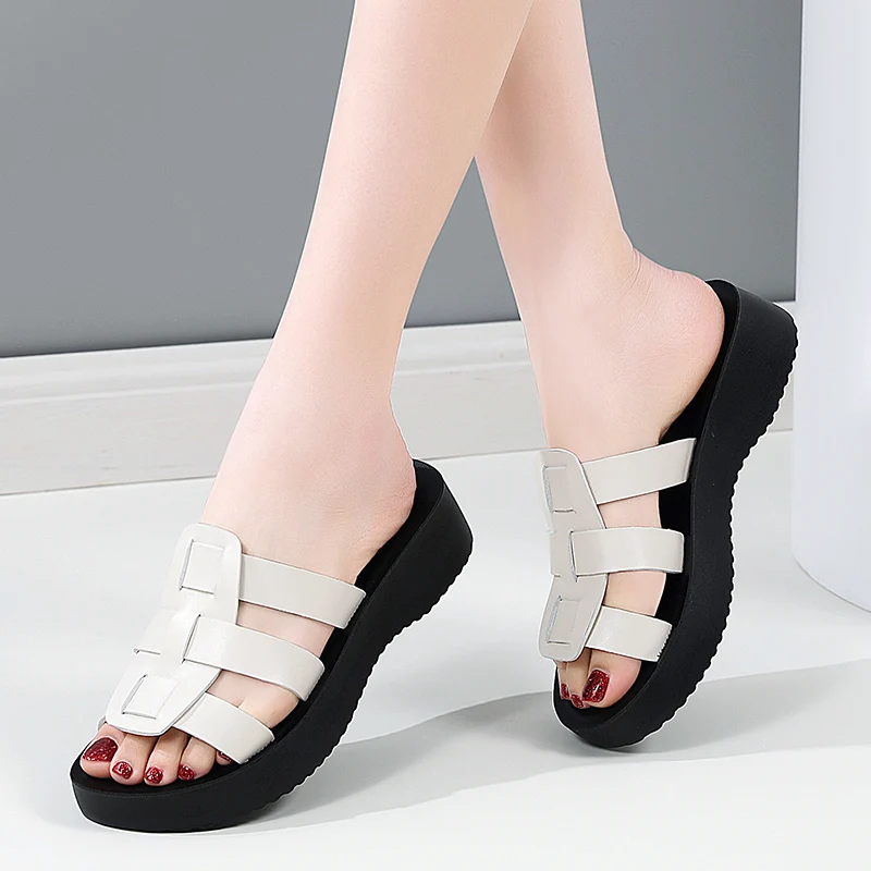 

Elegant Noble Ladies Slip Sandals Skin Friendly Cozy Lining, Skid Resistant Waterproof Thick Sole Trend Casual Outfit Choice