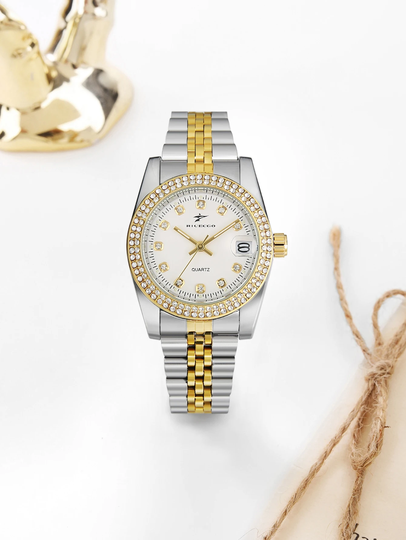 Women's Quartz Watch with a Casual and Stylish Design, Suitable for Daily Wear and Special Occasions, Is an Ideal Gift for Yourself or a Friend.