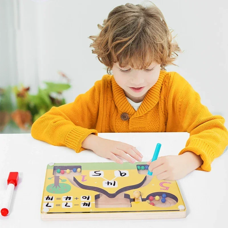Giocattoli in legno Montessori Giochi di matematica aritmetica Cognizione dei colori parrocchiali Conteggio prescolare Apprendimento educativo per bambini