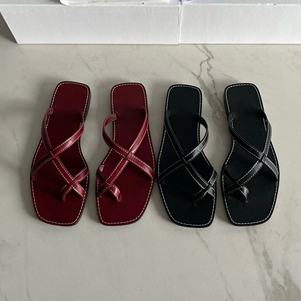 

Dave&Di Nordic Minimalist Cowhide Burgundy Clip Feet Flat Bottomed Sandals Fashion Elegant Cool Slippers Women Summer Shoes