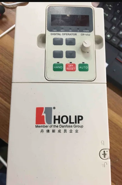 

HLPNV04D043A 380V 4KW inverter , In good working condition, free shipping a