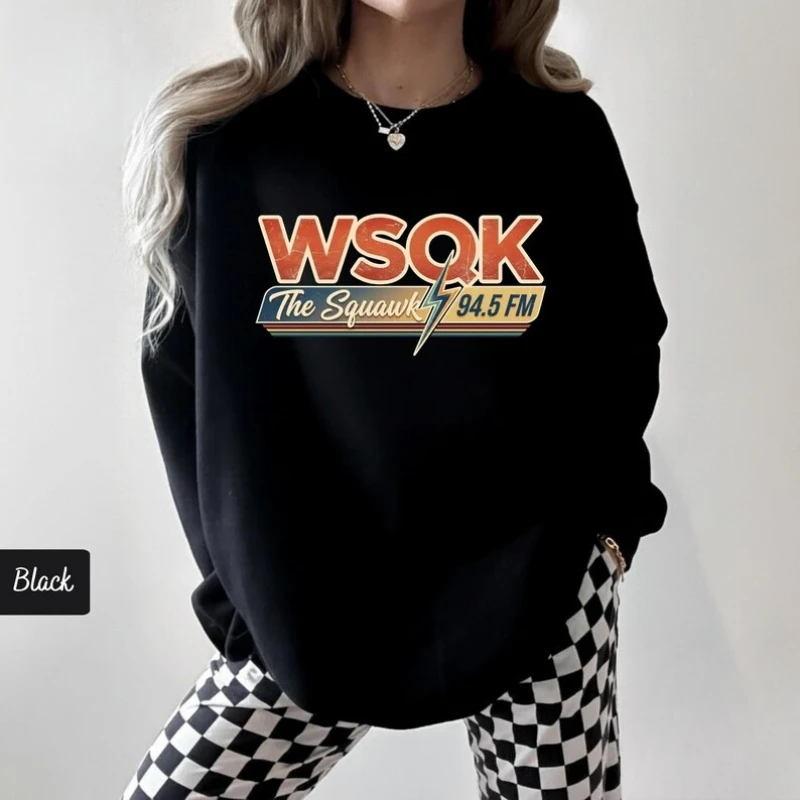 เสื้อสเวตเชิ้ตวินเทจสำหรับฤดูใบไม้ร่วงและฤดูหนาว Wsqk The Squawk 94.5 Fm สินค้าของแท้จากวิทยุย้อนยุค ของขวัญ เสื้อแขนยาวให้ความอบอุ่น แมทช์กับเสื้อฮู้ดได้