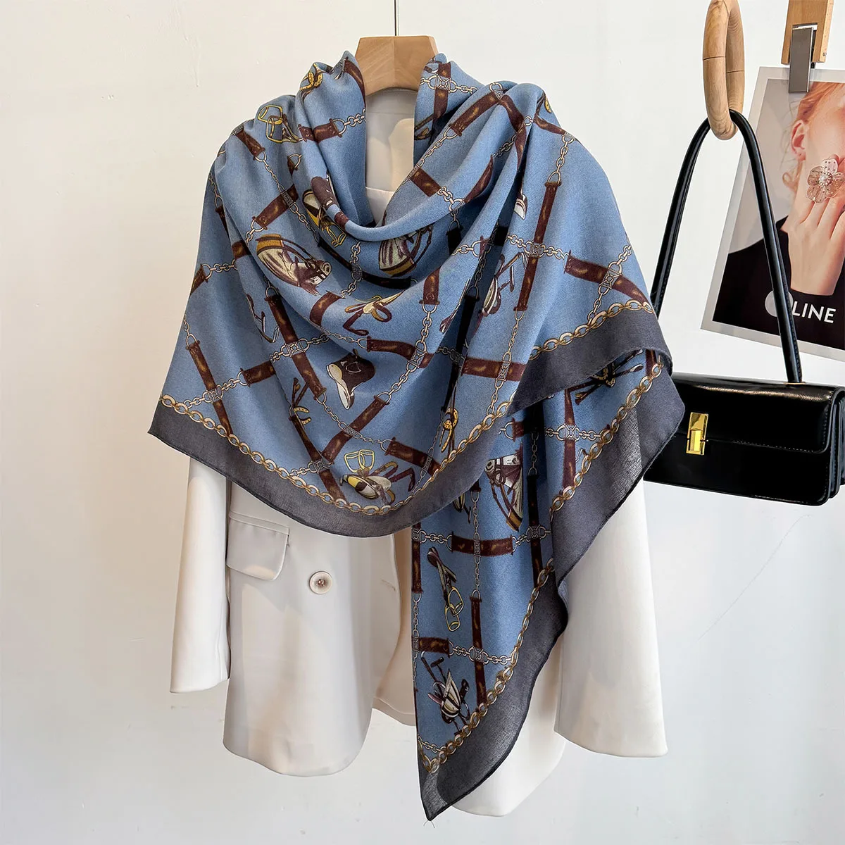 

130*130cm Large Shawl Beach Wraps Women Luxury Printed Square Scarf Retro Scarves Bandanas Elegant Hijab