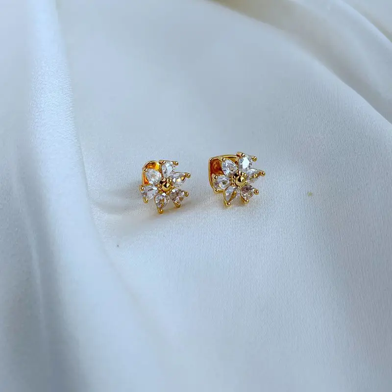 Ks Europe And America New Retro Unique Minimalist Classic Craftsmanship Superb Fashion Sparkling Diamond set Variety Of Earrings