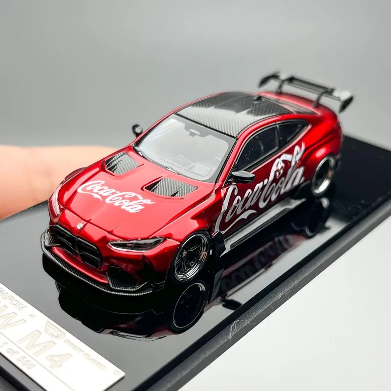 

Масштабная модель автомобиля BMW G82 M4 KIT Widebody из литой стали, 1:64, статическая, коллекционная, для мальчиков, подарок на праздник, игрушка, предмет декора.