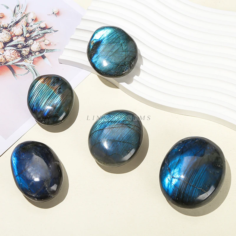 1Pc Natural Labradorite Palm Rock Stone Blue Flash Healing Polished Moonstone Stress and Anxiety Therapy Home Decoration Gifts