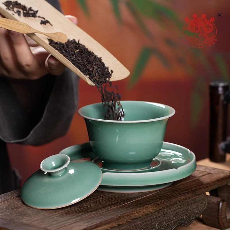 High Quality Celadon Gaiwan Gaiwan Large Tea Cup Home Porcelain Set High-End Gift Box Handmade Toast Tea Brewing Bowl