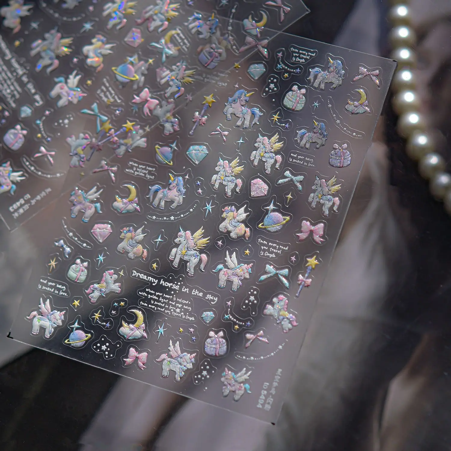 Glitzer Sternenhimmel Traum Pferd Nagel 3D Dekorationen Aufkleber 5D Shell Licht verträumte Nail Art Aufkleber selbstklebende Maniküre Aufkleber